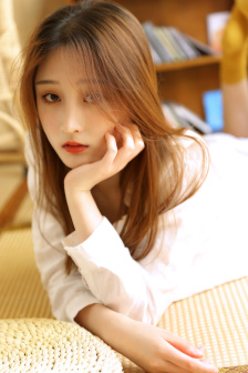 晚上爷爷总是压在妈妈肚子上睡觉